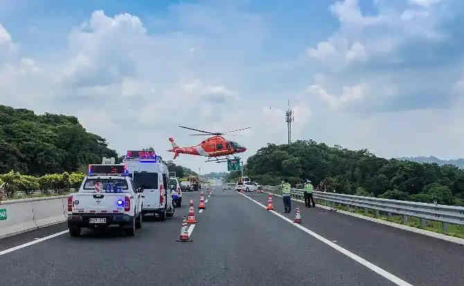 大方高速公路汽车救援案例